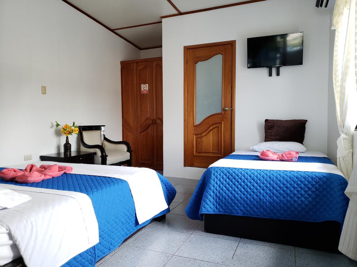 Hostal Cormorant Flightless פורטו איורה מראה חיצוני תמונה