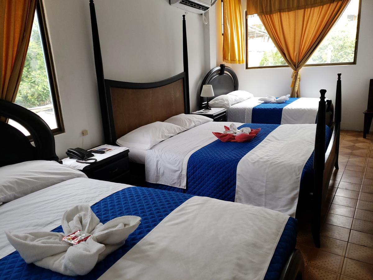 Hostal Cormorant Flightless פורטו איורה מראה חיצוני תמונה