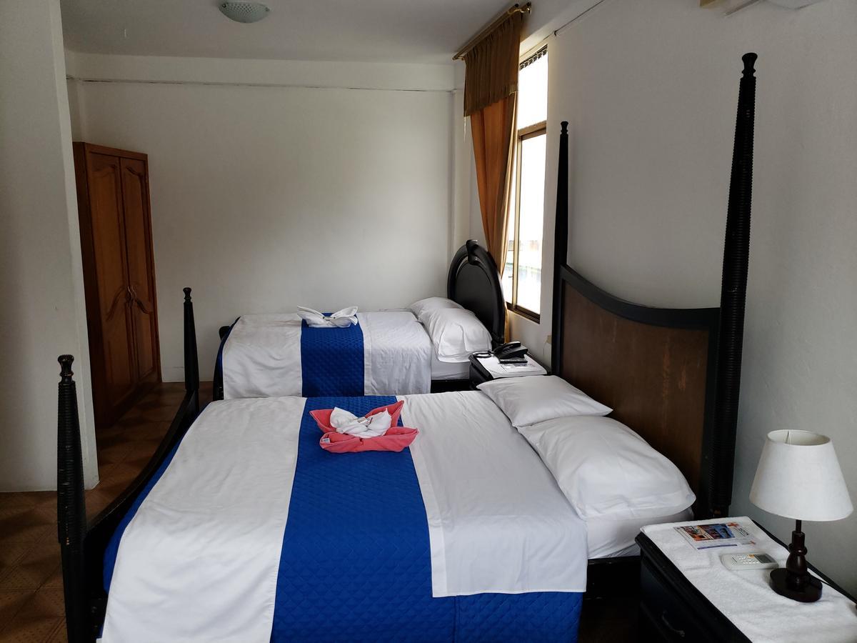 Hostal Cormorant Flightless פורטו איורה מראה חיצוני תמונה