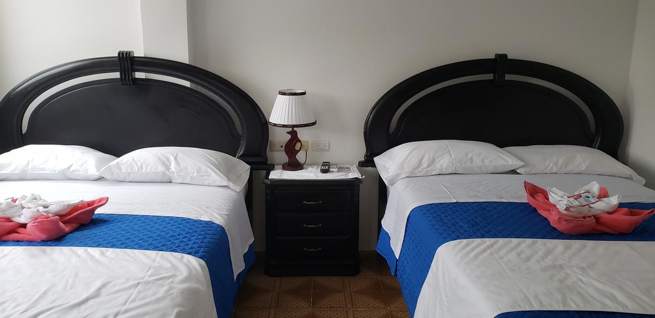 Hostal Cormorant Flightless פורטו איורה מראה חיצוני תמונה