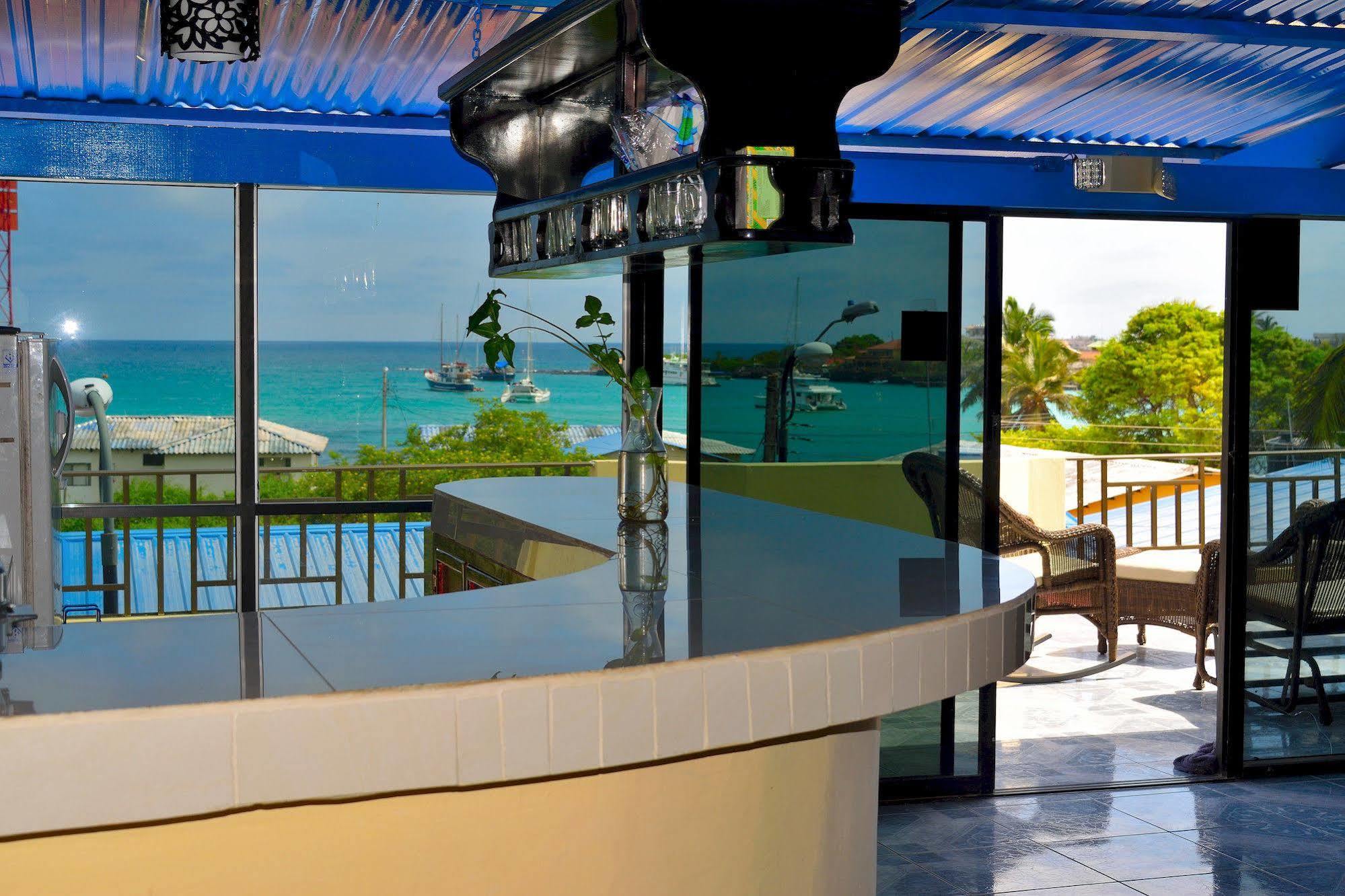 Hostal Cormorant Flightless פורטו איורה מראה חיצוני תמונה
