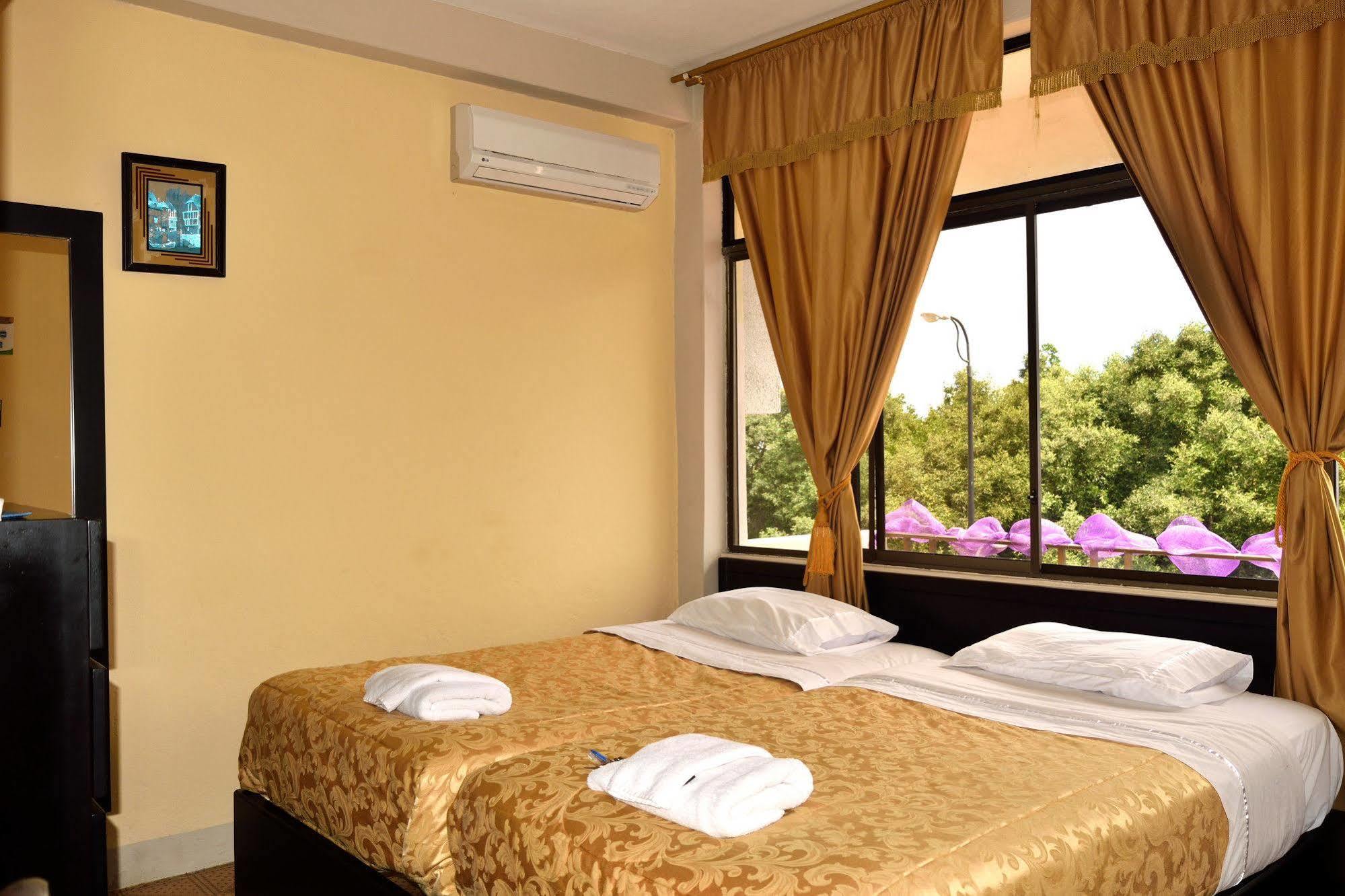 Hostal Cormorant Flightless פורטו איורה מראה חיצוני תמונה