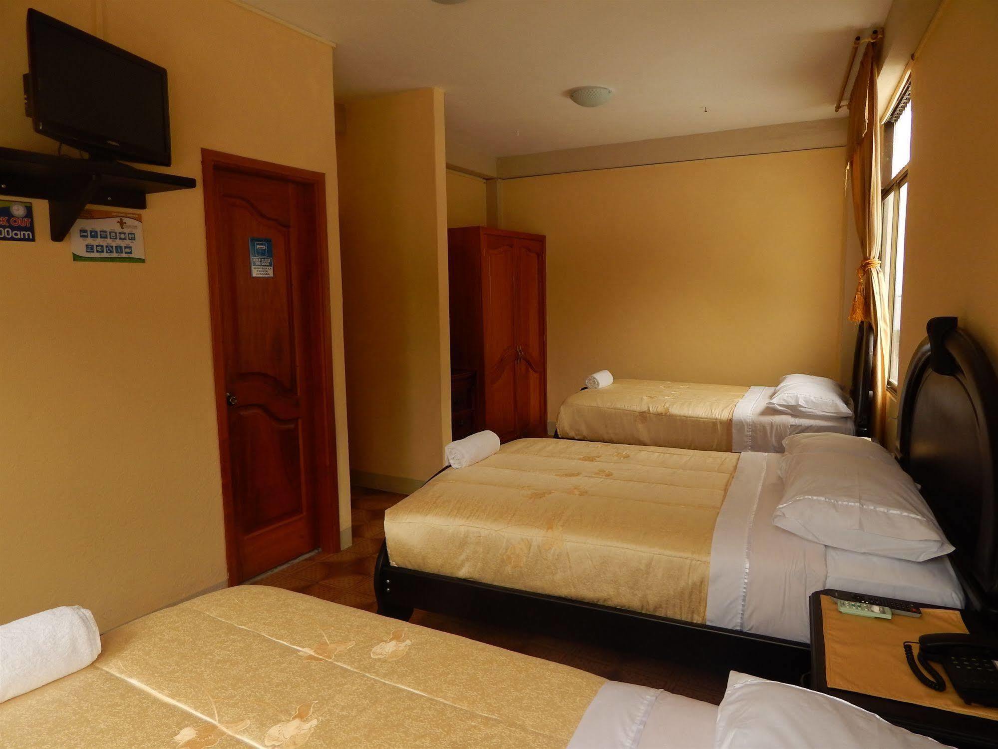 Hostal Cormorant Flightless פורטו איורה מראה חיצוני תמונה
