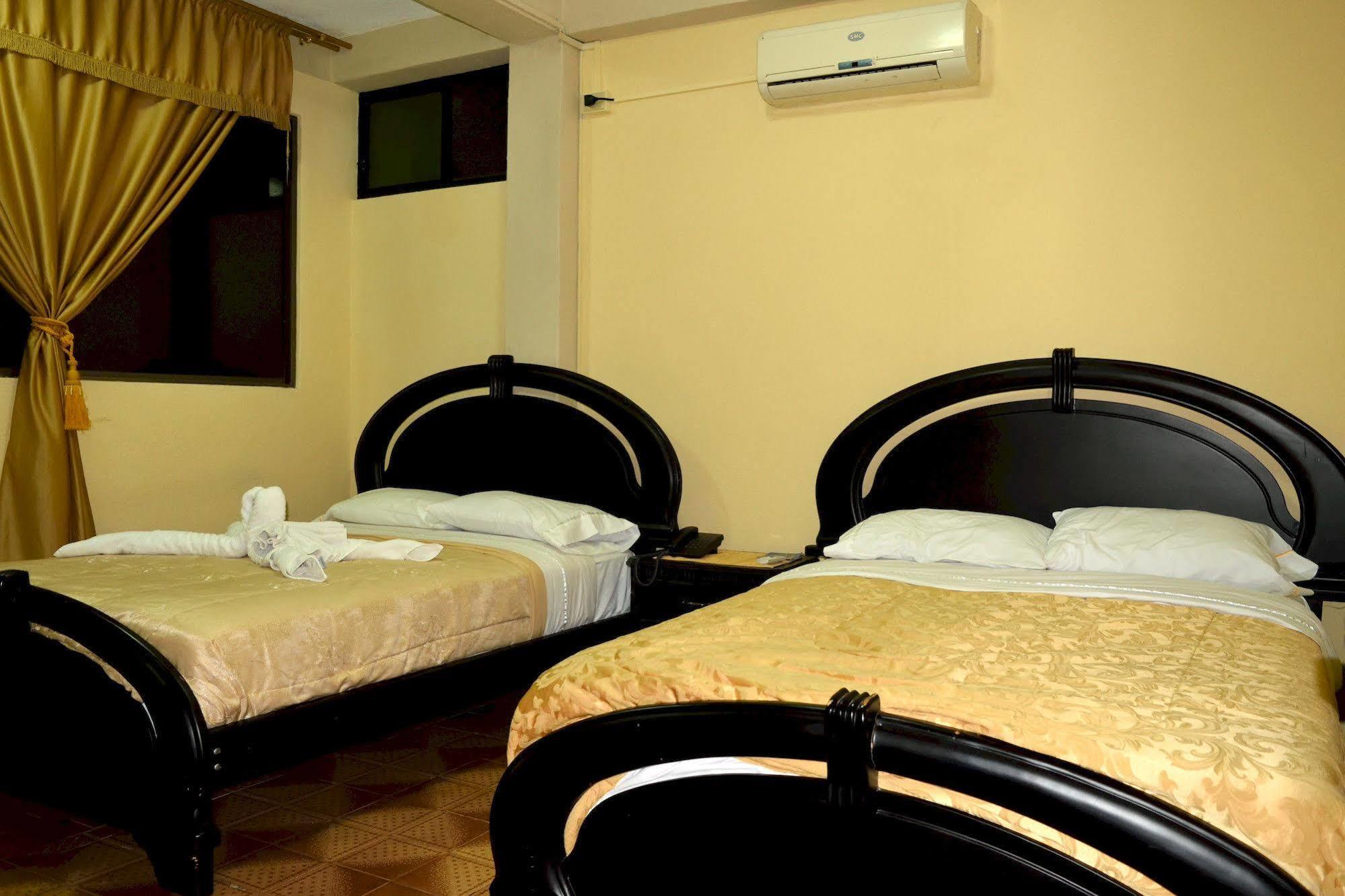 Hostal Cormorant Flightless פורטו איורה מראה חיצוני תמונה