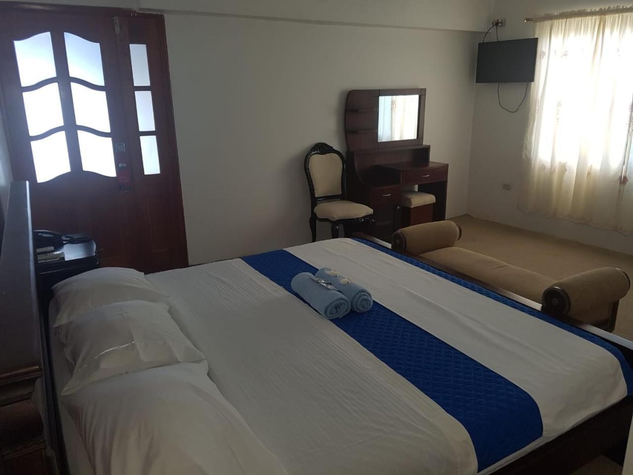 Hostal Cormorant Flightless פורטו איורה מראה חיצוני תמונה