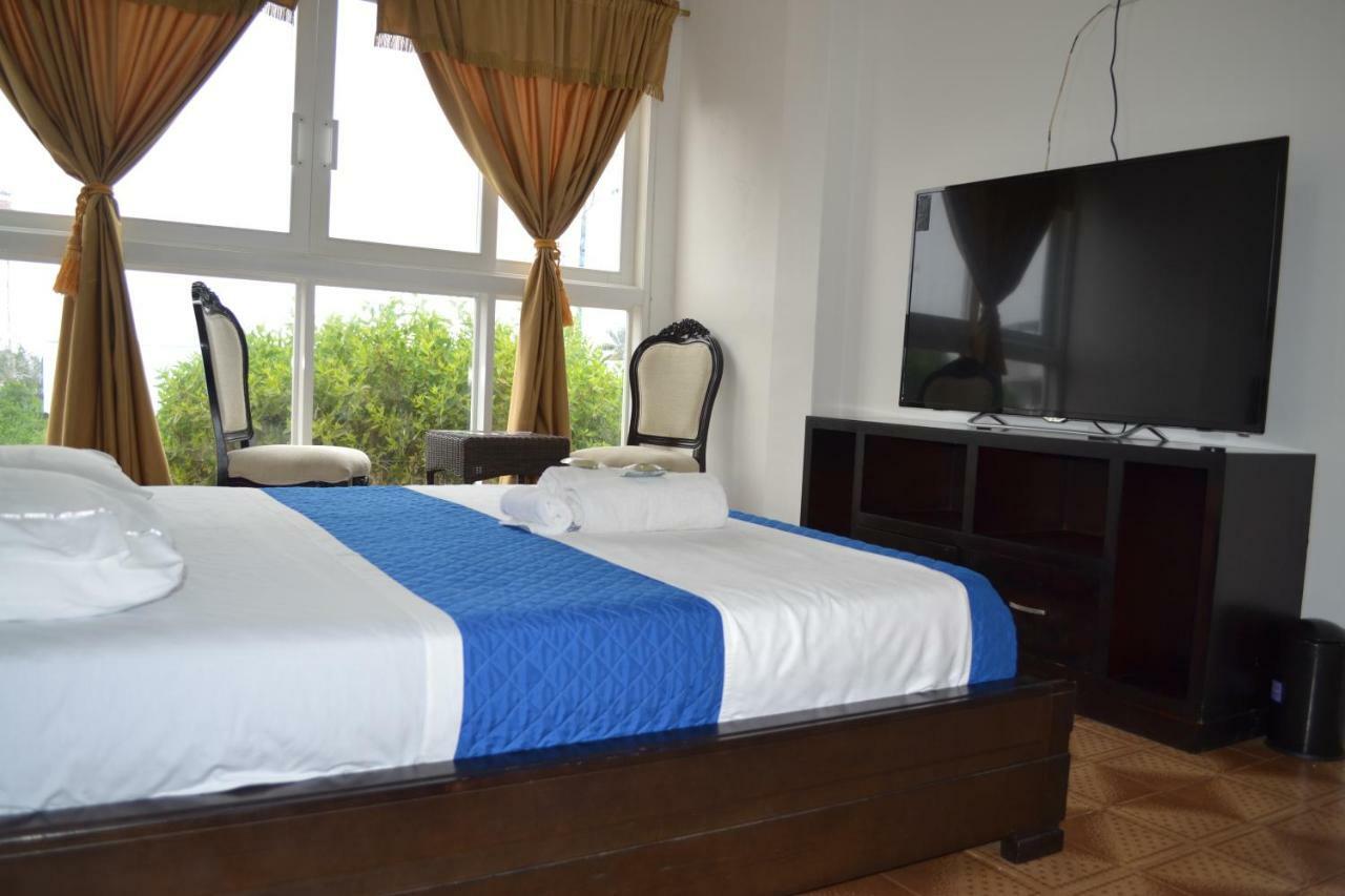 Hostal Cormorant Flightless פורטו איורה מראה חיצוני תמונה