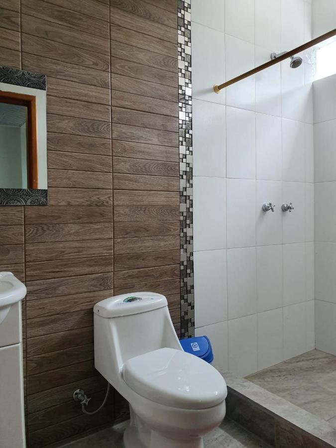 Hostal Cormorant Flightless פורטו איורה מראה חיצוני תמונה